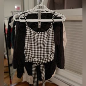 Francesca’s cropped crossed summer top- size XL